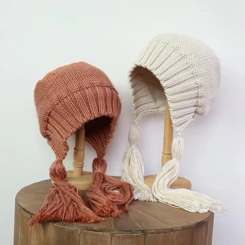 Gorro de Lana Trenzado Largo y Fashionable con Borlas para Mujer